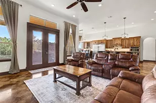 329 Esperanza Petal Pass, Liberty Hill, TX 78642 - Photo 6