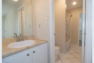 925 Chisholm Cove, Round Rock, TX 78681 - Photo 22