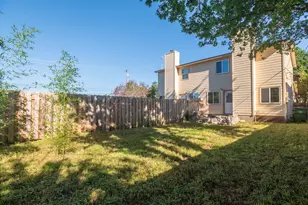 925 Chisholm Cove, Round Rock, TX 78681 - Photo 26