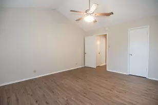 925 Chisholm Cove, Round Rock, TX 78681 - Photo 16