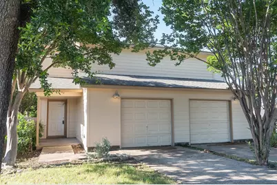 925 Chisholm Cove, Round Rock, TX 78681 - Photo 2