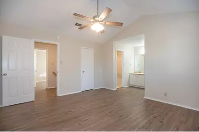 925 Chisholm Cove, Round Rock, TX 78681 - Photo 16