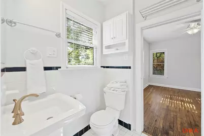 2301 W 10th Street, Austin, TX 78703 - Photo 16
