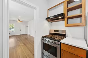 2301 W 10th St, Austin, TX 78703 - Photo 6