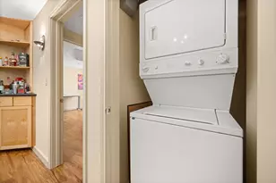 711 W 26th St, Austin, TX 78705 - Photo 22