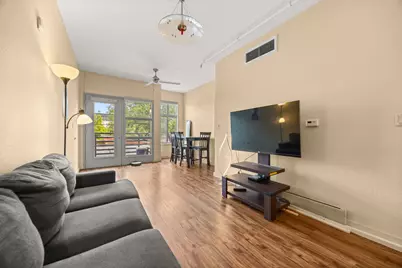 711 W 26th Street #303, Austin, TX 78705 - Photo 10