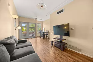 711 W 26th St, Austin, TX 78705 - Photo 10