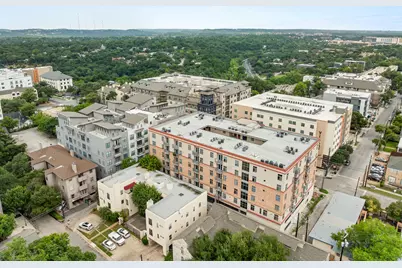711 W 26th Street #303, Austin, TX 78705 - Photo 32