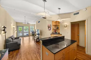 711 W 26th St, Austin, TX 78705 - Photo 28