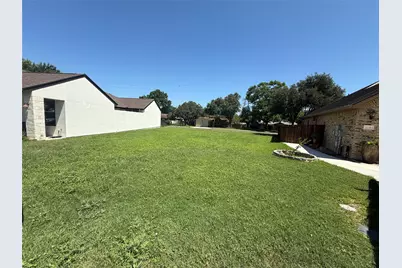 1732 Nordberg, Seguin, TX 78155 - Photo 4