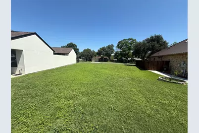 1732 Nordberg, Seguin, TX 78155 - Photo 2