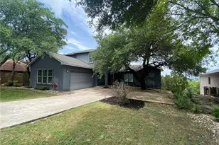 204 Spellbrook Ln, Lakeway, TX 78734 - Photo 2