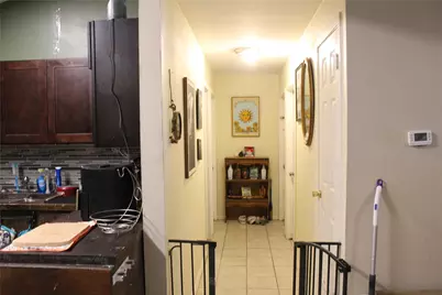 1113 Ebert Avenue, Austin, TX 78721 - Photo 10