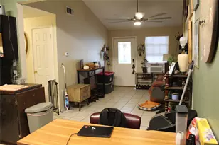 1113 Ebert Ave, Austin, TX 78721 - Photo 6