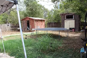 1113 Ebert Ave, Austin, TX 78721 - Photo 22