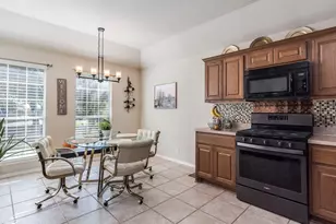 172 Winter St, Kyle, TX 78640 - Photo 6