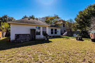 172 Winter St, Kyle, TX 78640 - Photo 14