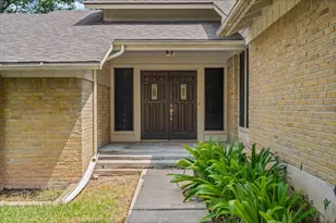 11203 Bluff Canyon Dr, Austin, TX 78754 - Photo 2