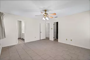 11203 Bluff Canyon Dr, Austin, TX 78754 - Photo 12