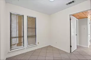 11203 Bluff Canyon Dr, Austin, TX 78754 - Photo 10
