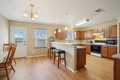 410 S Water Lane, New Braunfels, TX 78130 - Photo 10