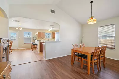 410 S Water Lane, New Braunfels, TX 78130 - Photo 12