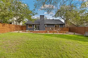 7110 Shadywood Dr, Austin, TX 78745 - Photo 36
