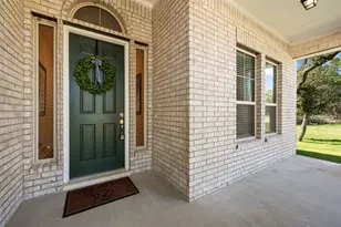 686 Treadwell Ln, Kyle, TX 78640 - Photo 2