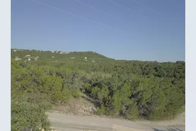 8205 Cactus Bend Cove, Lago Vista, TX 78645 - Photo 14