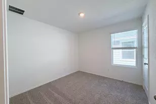 202 Constanza Trl, Bastrop, TX 78602 - Photo 8