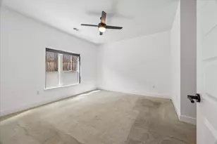 2220 Webberville Rd, Austin, TX 78702 - Photo 18
