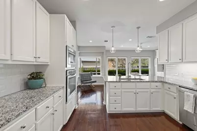 206 Phlox Drive, Lakeway, TX 78734 - Photo 12