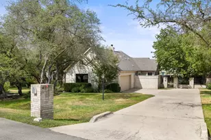 206 Phlox Dr, Lakeway, TX 78734 - Photo 4