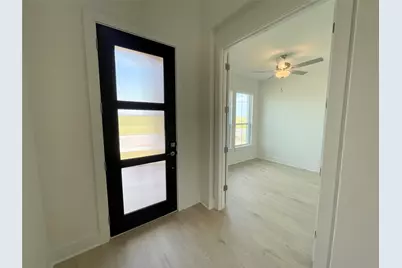 17313 Lisa Samuels Drive, Pflugerville, TX 78660 - Photo 6