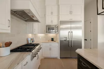 8609 Bellancia Drive, Austin, TX 78738 - Photo 18
