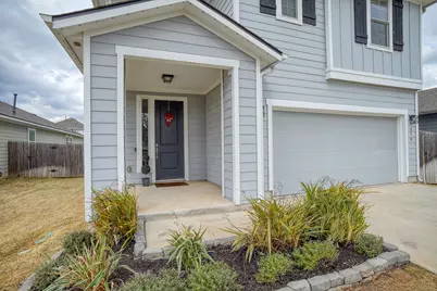 210 Cold Spring Loop, Bastrop, TX 78602 - Photo 4