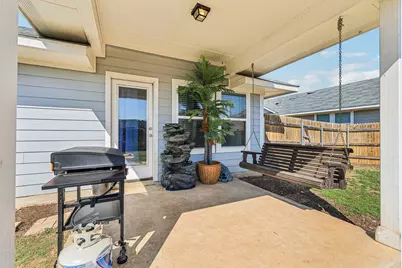 111 Insider Loop, Elgin, TX 78621 - Photo 32