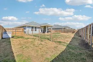 111 Insider Loop, Elgin, TX 78621 - Photo 34