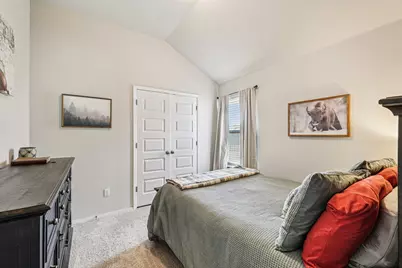 111 Insider Loop, Elgin, TX 78621 - Photo 20