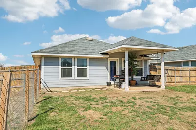 111 Insider Loop, Elgin, TX 78621 - Photo 36