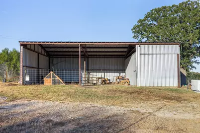 3270 Fm 671, Luling, TX 78648 - Photo 14