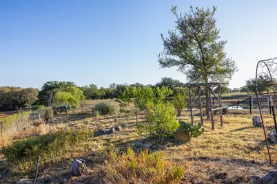 3270 Fm 671, Luling, TX 78648 - Photo 18