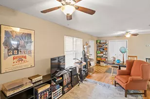 1011 Chesapeake Dr, Austin, TX 78758 - Photo 20