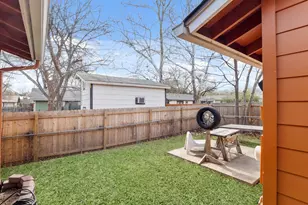 1011 Chesapeake Dr, Austin, TX 78758 - Photo 14