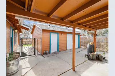 1011 Chesapeake Drive, Austin, TX 78758 - Photo 12