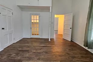 401 Shaw St, Taylor, TX 76574 - Photo 32