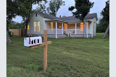 401 Shaw Street, Taylor, TX 76574 - Photo 1