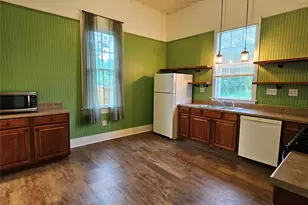 401 Shaw St, Taylor, TX 76574 - Photo 14