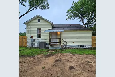 401 Shaw Street, Taylor, TX 76574 - Photo 36