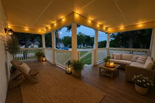 401 Shaw St, Taylor, TX 76574 - Photo 2